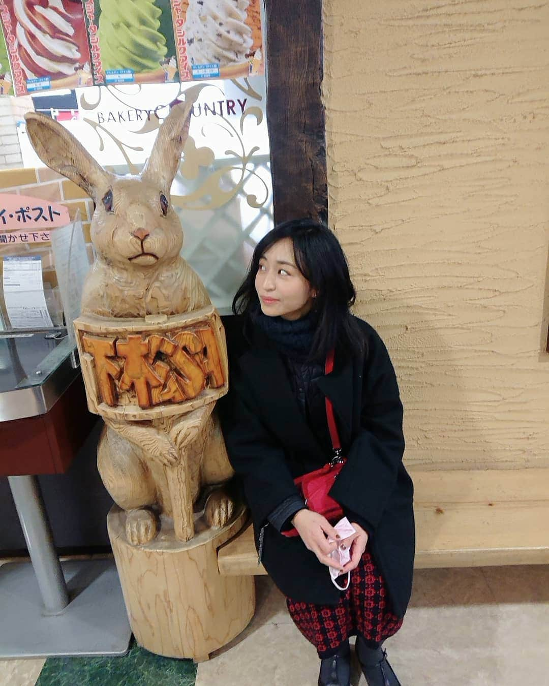 Yukiさんのインスタグラム写真 - (YukiInstagram)「take a rest at a rest area during a tour🐰☺️ #下松SA #rabbit #D_Drive #yuki  #サービスエリア #drive」2月23日 15時17分 - d_drive_gt_yuki