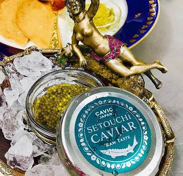 パンツェッタ・ジローラモのインスタグラム：「#caviar #setouchi #cavic #the #best #caviar  #super #kagawaprefecture #school #people #fish #big #17c #」