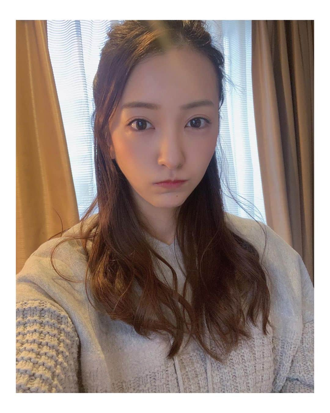 板野友美さんのインスタグラム写真 - (板野友美Instagram)「福岡でロケしてました👼🤍」2月23日 16時21分 - tomo.i_0703