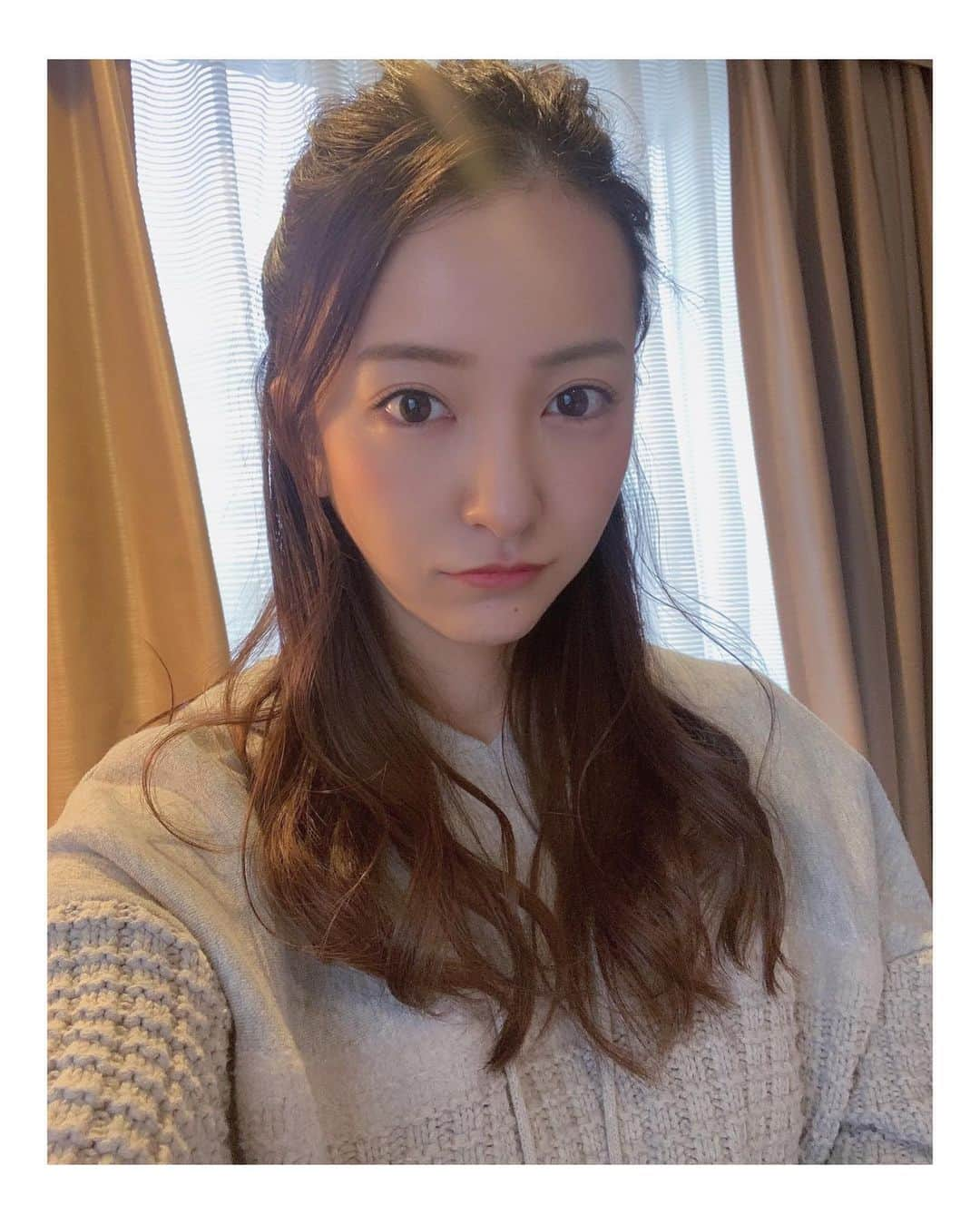 板野友美さんのインスタグラム写真 - (板野友美Instagram)「福岡でロケしてました👼🤍」2月23日 16時21分 - tomo.i_0703