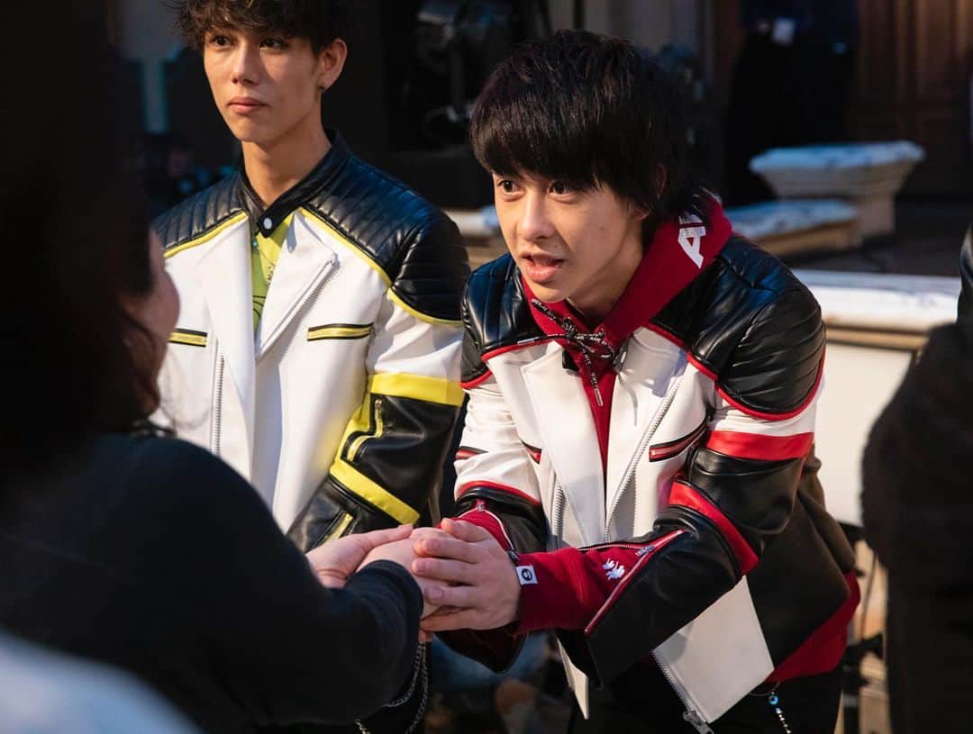 テレビ東京「青春高校３年C組」のインスタグラム：「#君のことをまだ何にも知らない  #CDデビュー日 #オフショット #お台場 #venusfort  #教会広場 #青春高校3年c組  #男子アイドル部 #バトラーズ #田中柊斗 #三鴨アーサー」