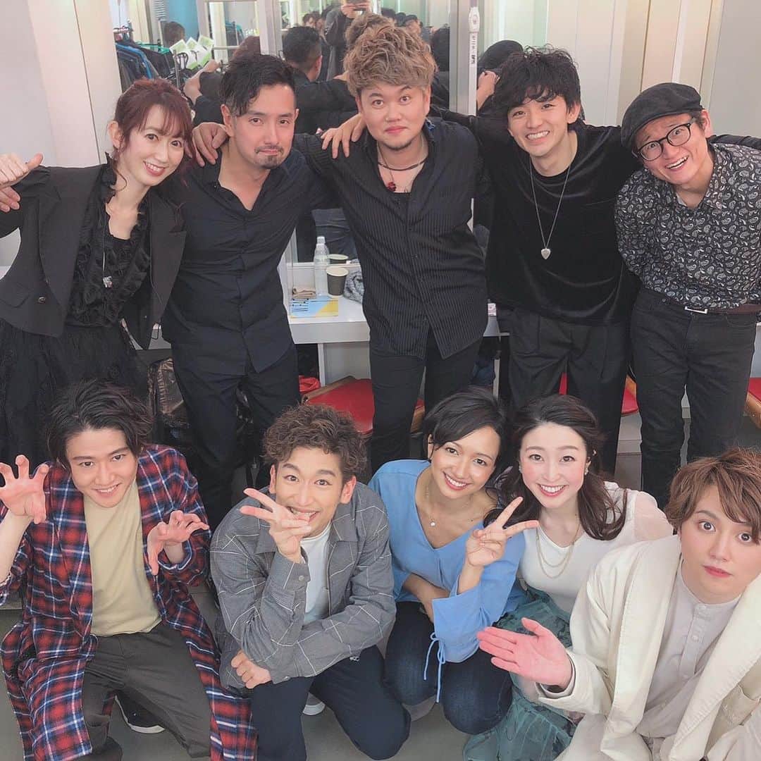 豊原江理佳のインスタグラム：「『W FACE Musical Concert 2020』 全日程無事に終了いたしました^_^  沢山のお客様に来ていただき、会場が１つになって改めて音楽の力を実感しました。大好きなソーホーシンダーズの曲たちや、初めて人前で歌わせて頂いた『愛燦燦』。本当に楽しかったです。演出の眞鍋さんが「ここに集まったキャストスタッフは、まさに奇跡のように出会い、そしてこの舞台が出来上がった」とおっしゃっていました。会場に来てくださった皆様とも、奇跡のような時間を共有できたと思っています。とても幸せに思います☺︎ またすぐに皆様に会えますように…💓」