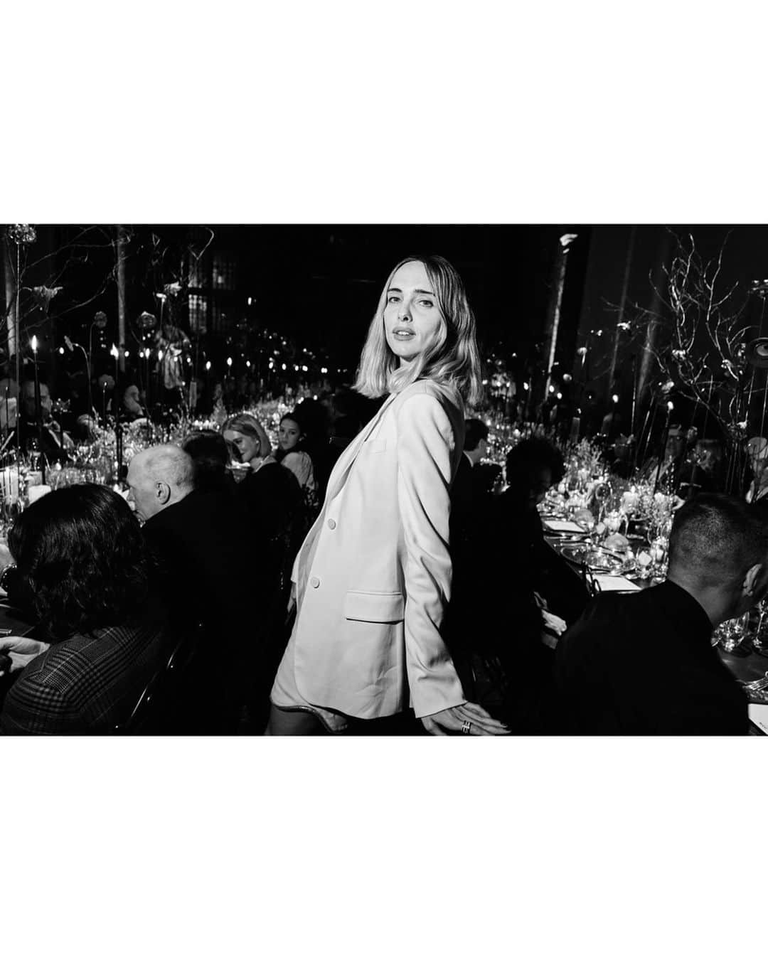 Vogue Italiaさんのインスタグラム写真 - (Vogue ItaliaInstagram)「The ‘Vogue YOOX Challenge - The Future of Responsible Fashion’ Dinner took place yesterday night at the Converso in Milano. The #VogueYOOXChallenge is the new project in collaboration with @Yoox dedicated to designers and start-ups that are boldly investing in a responsible approach. See here the Diary of the evening by @SaskiaLawaks and discover how to apply via link in bio.  #alwaysupportalent Thanks to @masiwines @es_pr_communication」2月24日 3時29分 - vogueitalia
