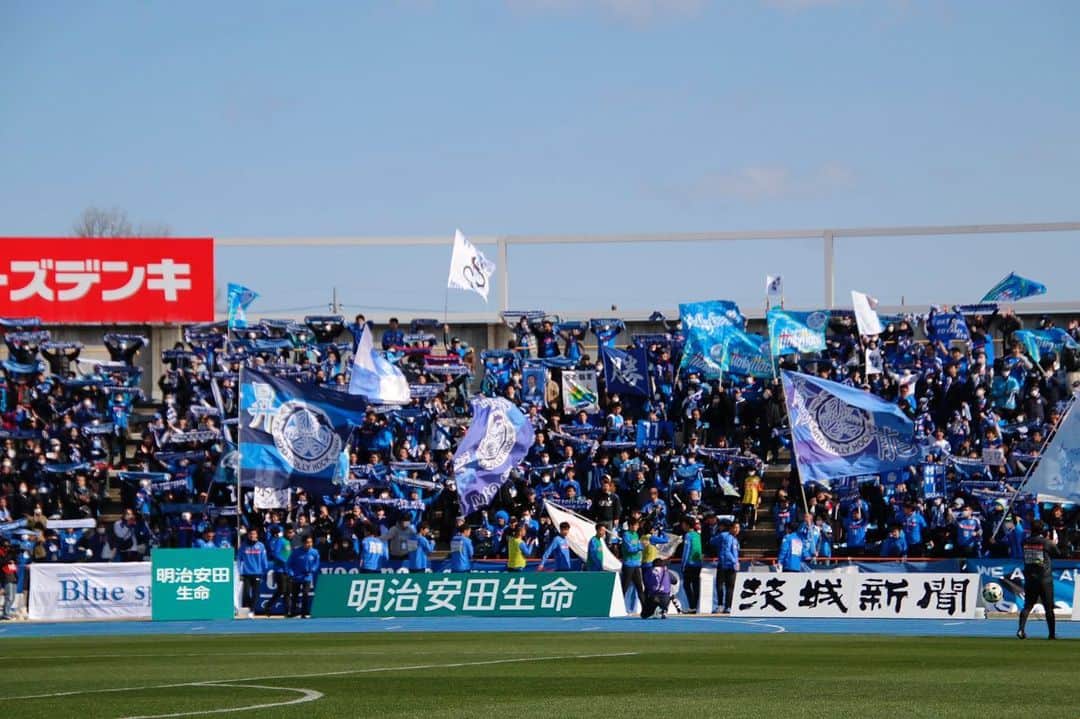 山田康太のインスタグラム：「開幕戦最高の雰囲気でした！ 悔しいですけど今日の試合を必ず次につなげる一戦にします また次の試合も応援よろしくお願いします！ ゴールは…次も狙っていきたいと思います。🤭 #開幕戦#ゴール」