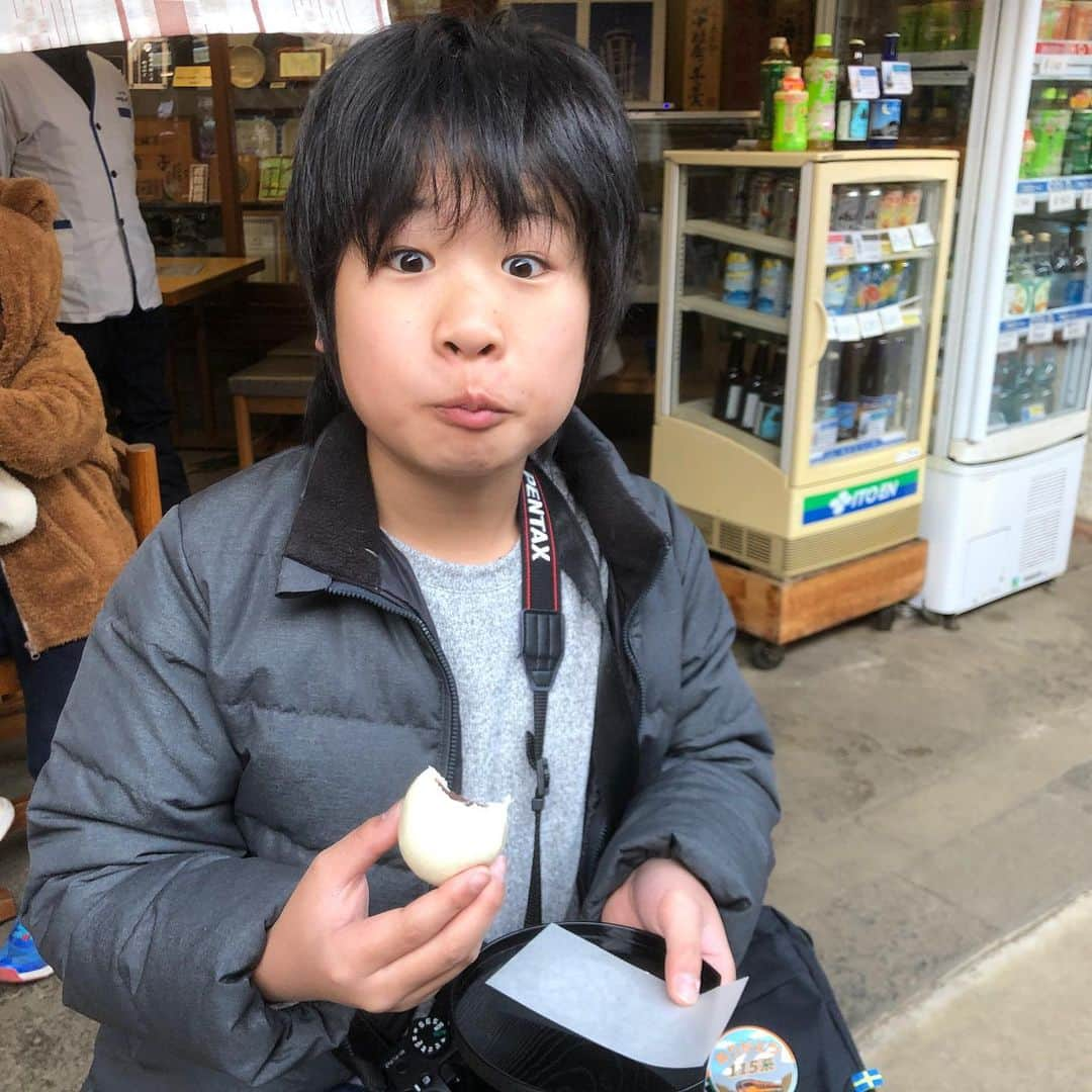 がっちゃんさんのインスタグラム写真 - (がっちゃんInstagram)「江ノ島食べ歩き🐽✨ #江ノ島 #江の島 #食べ歩き #enoshima #牛タン #がっちゃん #がっちゃんねる」2月23日 20時19分 - gacchannel