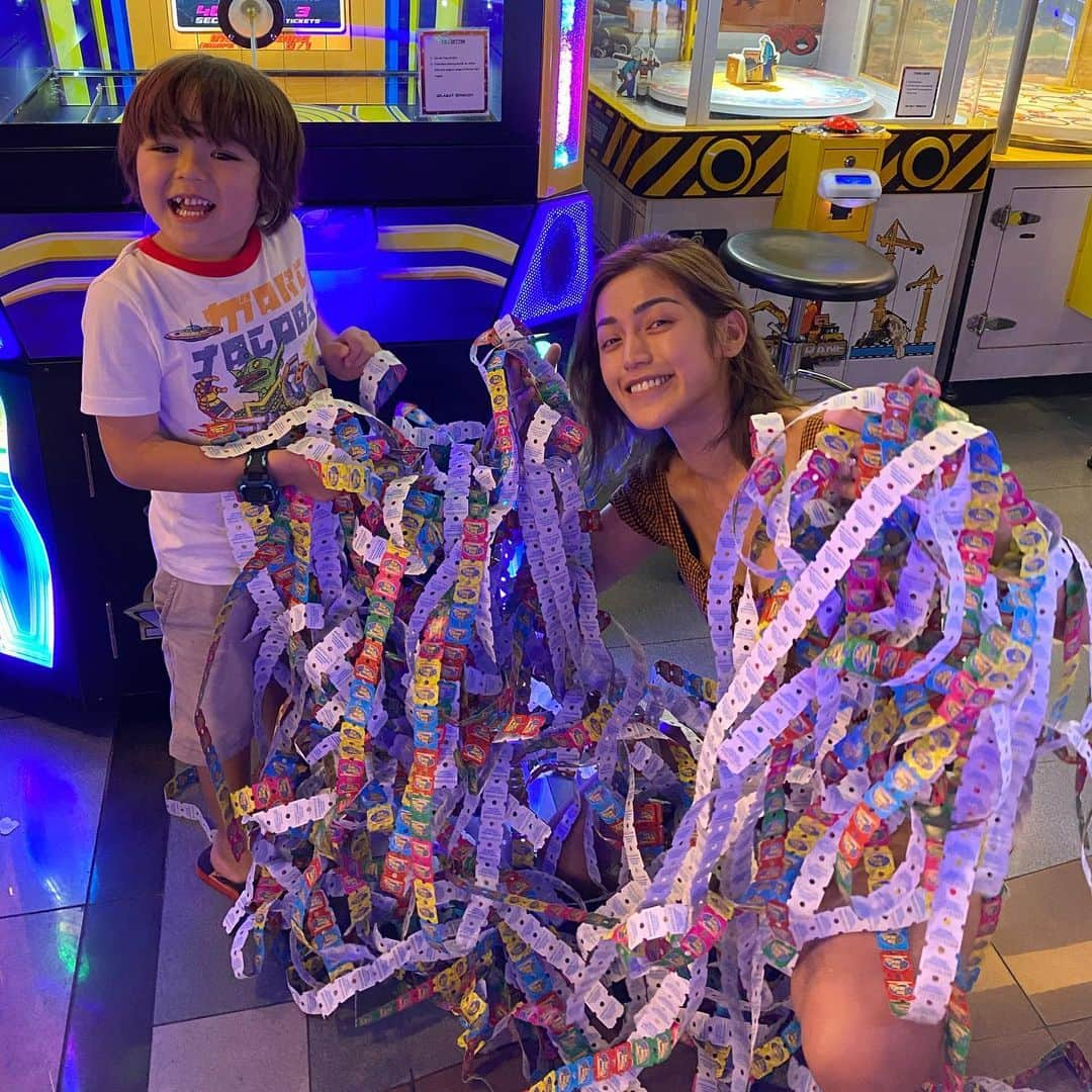 ジェシカ・イスカンダルさんのインスタグラム写真 - (ジェシカ・イスカンダルInstagram)「Rekor 12x jackpots 300tickets!! Total main today 4968tickets!! Aku tantang @richo_kyle」2月23日 20時19分 - inijedar