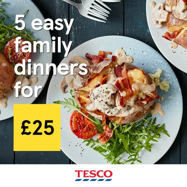 Tesco Food Officialさんのインスタグラム写真 - (Tesco Food OfficialInstagram)「Simple, savvy and stress-free shopping. Plan 5 flavoursome family dinners for only £25, right here on Insta. Head to our highlights for everything you need. #mealplanning #familymeals #midweekmeals #food #family」2月23日 20時23分 - tescofood