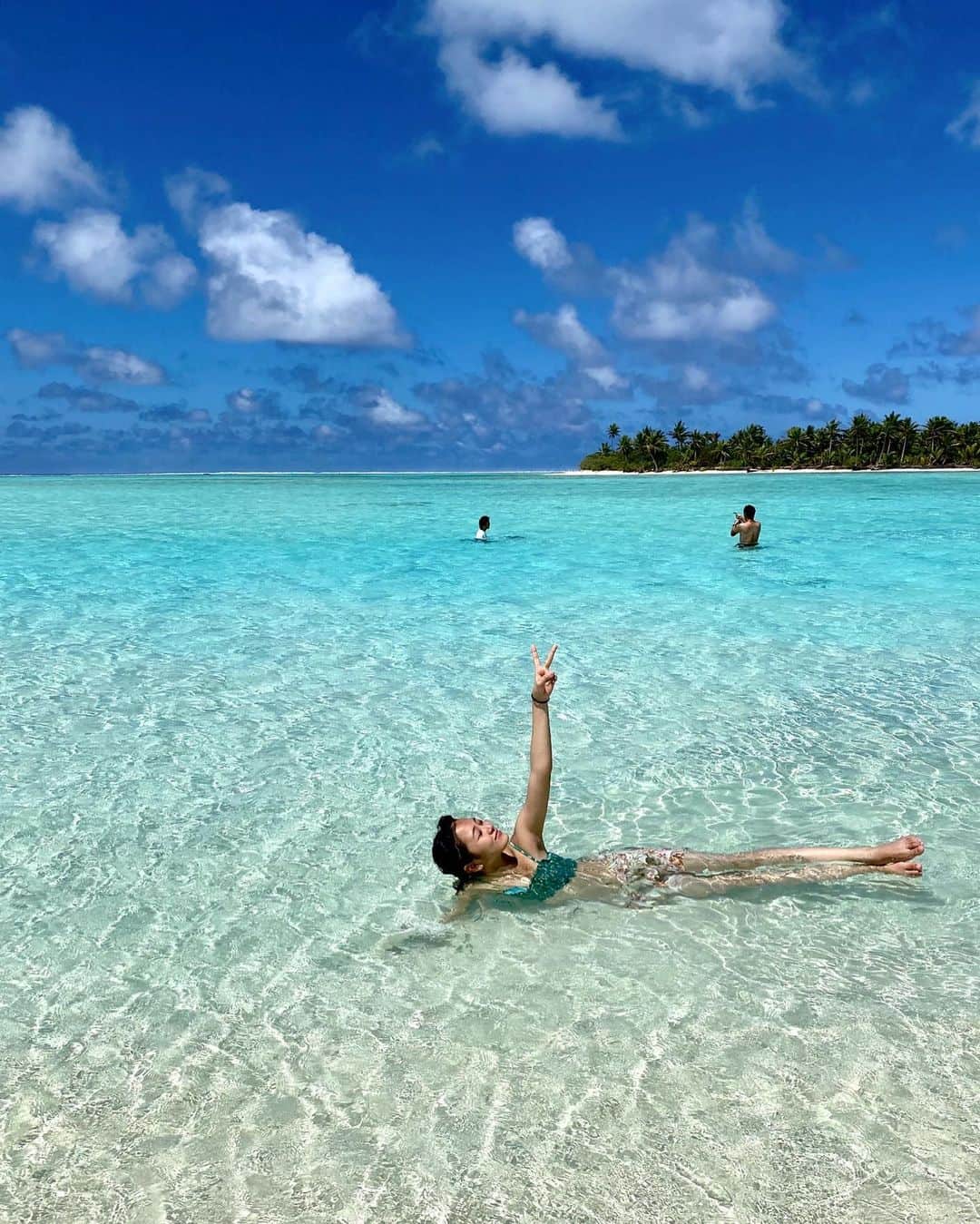 工藤綾乃のインスタグラム：「夏が恋しくなりますね。#cookislands」