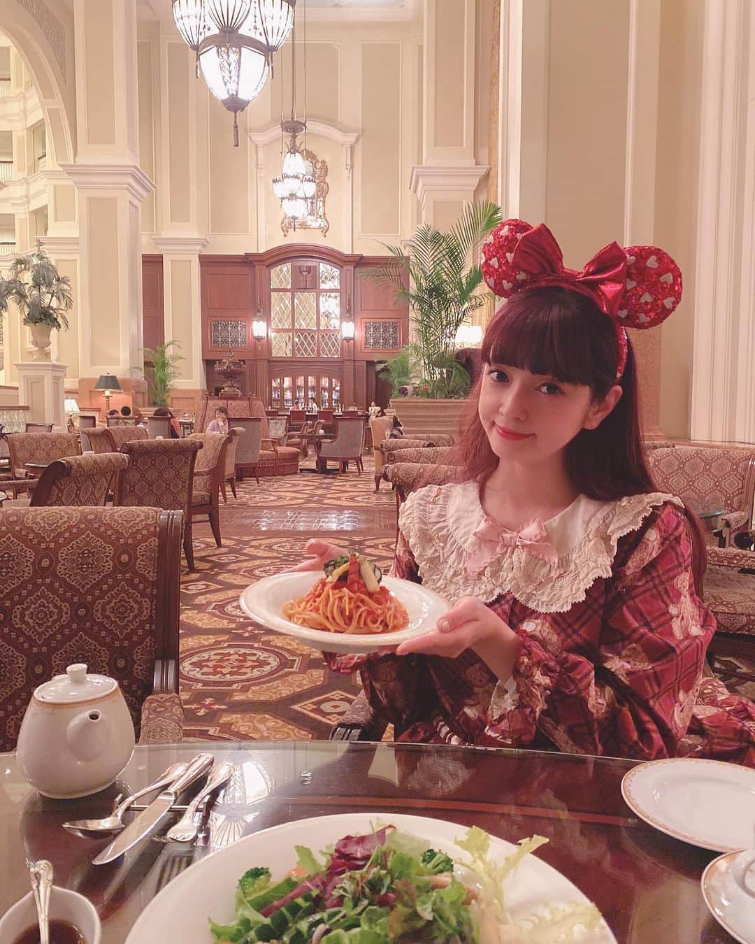 青木美沙子さんのインスタグラム写真 - (青木美沙子Instagram)「ランドホテル落ち着く💓 パスタ美味しい🍝」2月23日 21時11分 - misakoaoki