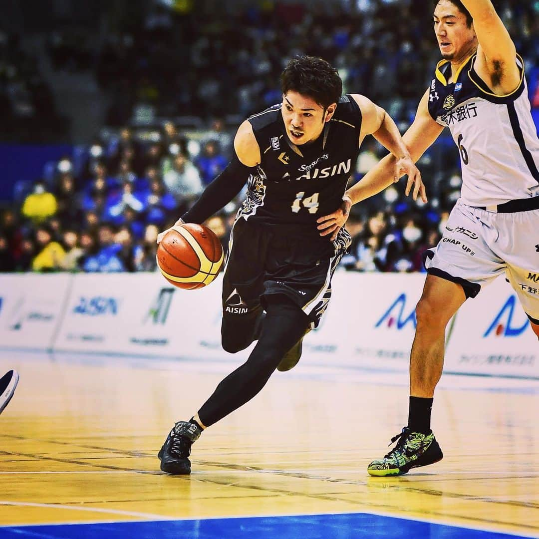 シーホース三河さんのインスタグラム写真 - (シーホース三河Instagram)「🇯🇵代表選出🇯🇵 #14金丸 選手が『2021 FIBAアジアカップ予選』チャイニーズ・タイペイ戦(24日)、日本代表 最終エントリー12名に選出されたことをお知らせします。 各地から代表へエナジーを💪 （詳細は公式WEBサイトから）  #AkatsukiFive #金丸晃輔 #シーホース三河 #Bリーグ」2月23日 21時13分 - go_seahorses