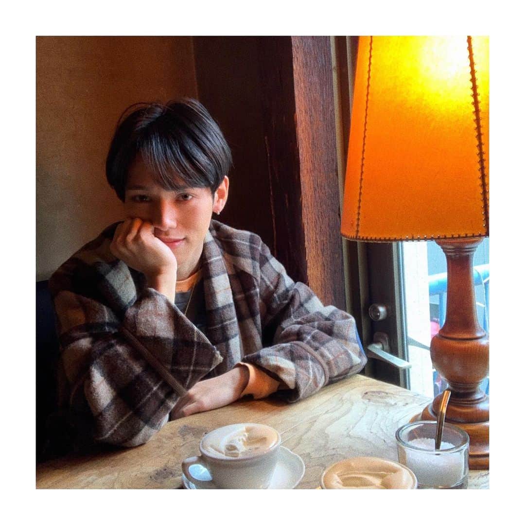 定岡ゆう歩さんのインスタグラム写真 - (定岡ゆう歩Instagram)「大人ぶってコーヒー飲んだ☕️（砂糖4杯）」2月23日 21時18分 - ufo.sadaoka