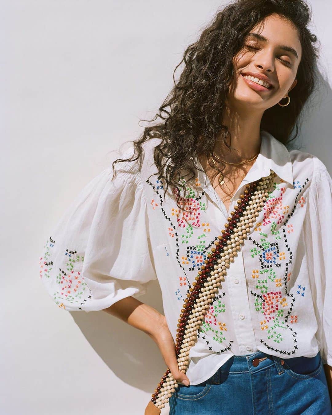 Anthropologieさんのインスタグラム写真 - (AnthropologieInstagram)「Can't top this: 25% off all tops – including the Perry Embroidered Buttondown – right now! (link in profile to shop)」2月23日 22時01分 - anthropologie