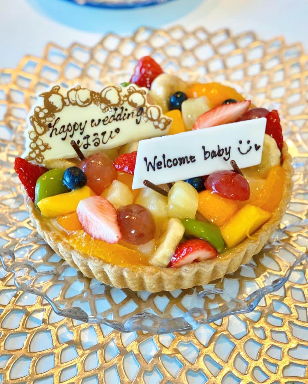 梅谷安里さんのインスタグラム写真 - (梅谷安里Instagram)「👶👶👶 さあやんのBabyに会いにいってきたよ👶 可愛すぎてもぅメロメロ🥰 はるぴの結婚と共にお祝い🎂❤️ キルフェボンのケーキ美味しかった♡♡♡ #love#bff」2月23日 22時20分 - anriworld