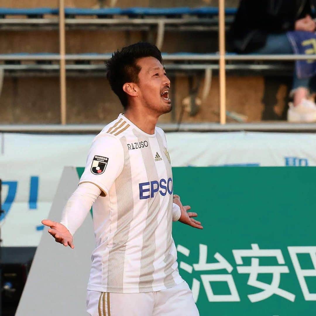 のインスタグラム：「2020.2.23 2020 Meiji Yasuda J2 League 1st sec. Ehime 1-2 Matsumoto  #松本山雅fc #matsumotoyamaga #yamaga #onesoul #捲土雷鳥」