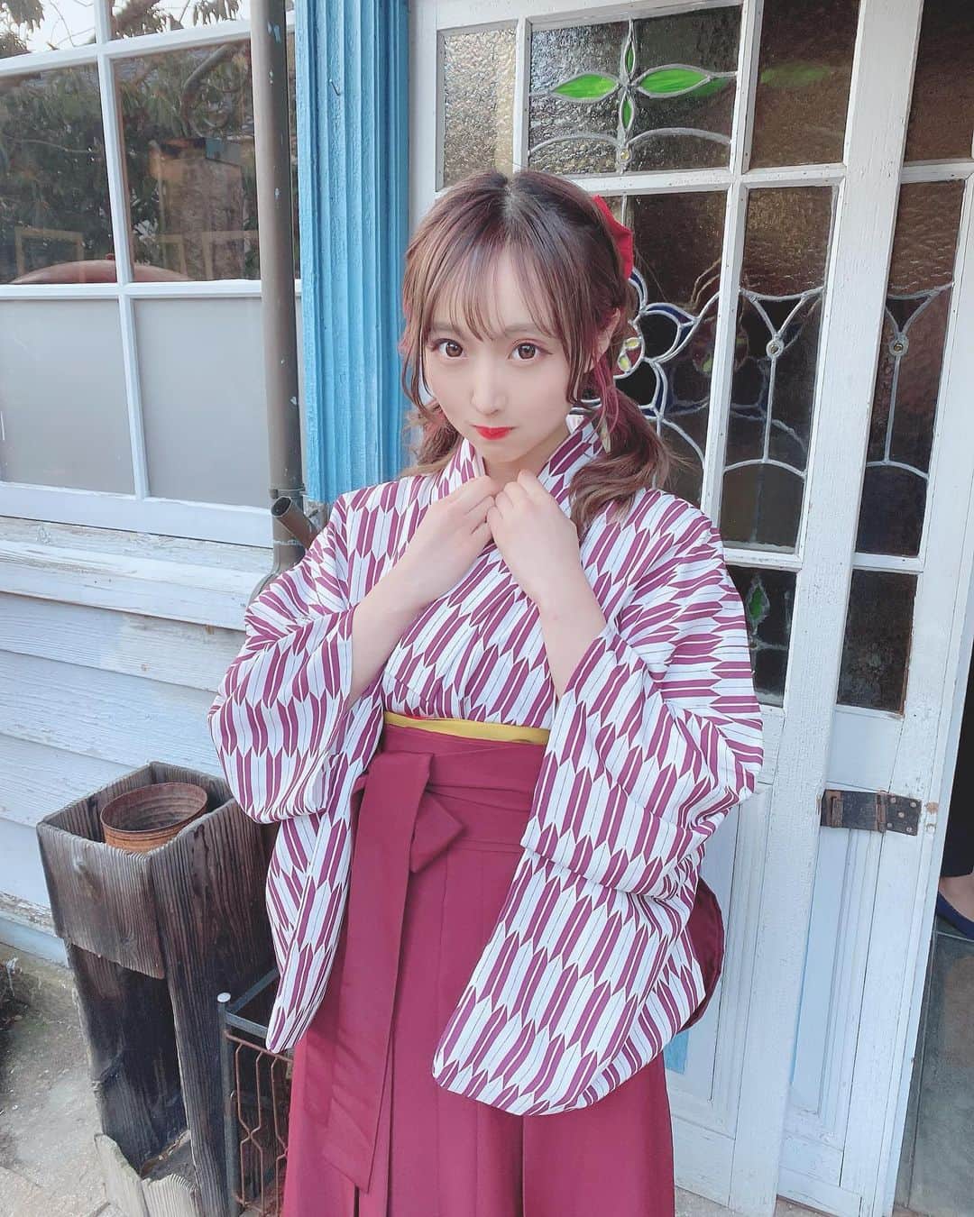 星野麻里愛さんのインスタグラム写真 - (星野麻里愛Instagram)「可愛い？❤️﻿ ﻿ ﻿ ﻿ #大正時代#袴ヘア #やがすり柄 #やがすり #矢絣 ﻿ #恵那#岐阜#大正ロマン風#袴#はいからさんが通る劇場版前編」2月23日 22時37分 - maria.pink28