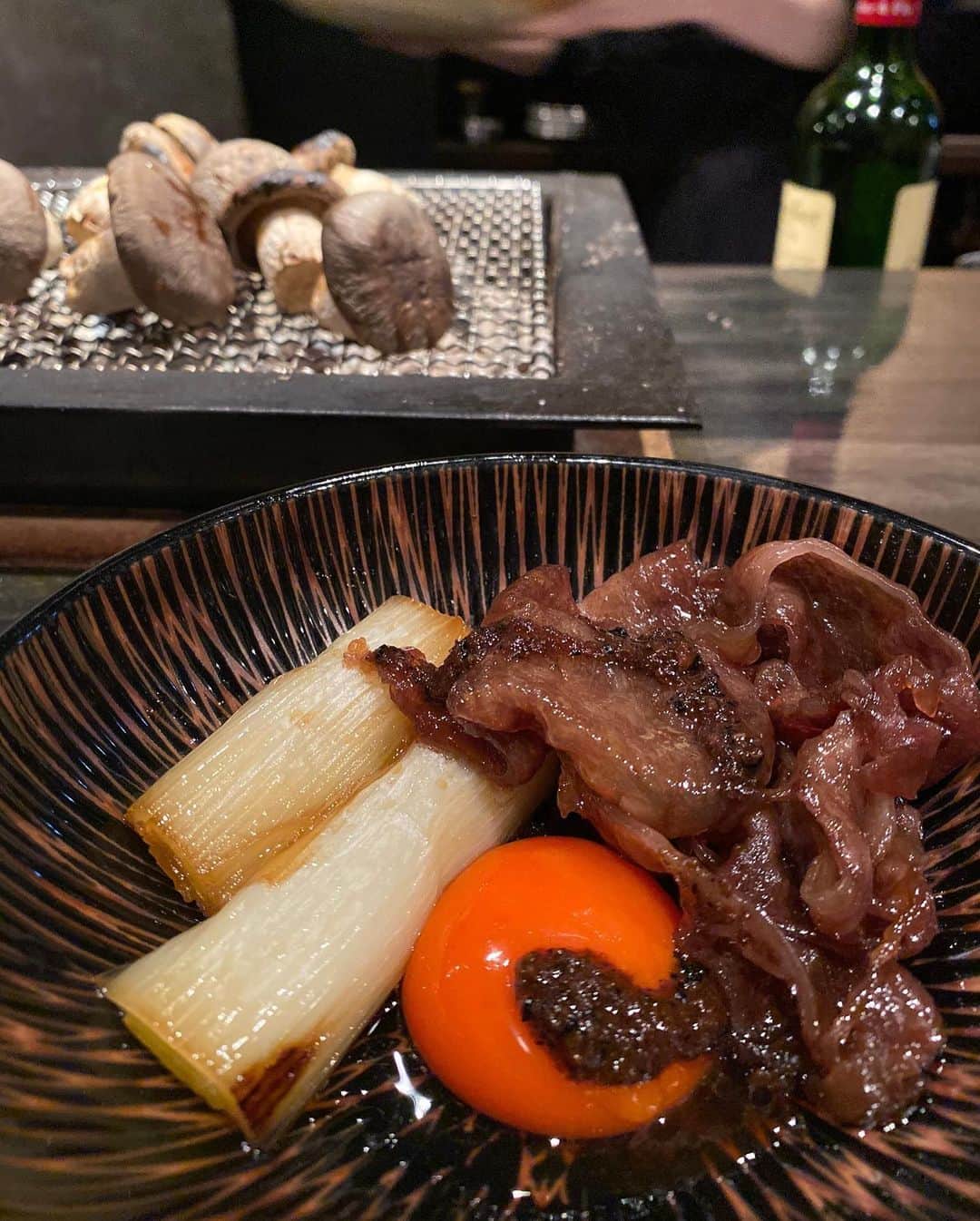 湯浅喬子さんのインスタグラム写真 - (湯浅喬子Instagram)「@kobe_yuzaburo 🥩 どれも美味しかった☺️ 、 次はあまり知られてない時間に行こっと😗 、 2月は沢山の方にお祝いしてもらい、 嬉しい😆(ほとんどお肉尽くし笑) ありがとうございます✨ #kobe#神戸ディナー#グルメ#神戸グルメ #dinner#肉#雄三郎#rindo」2月23日 23時40分 - kyorco