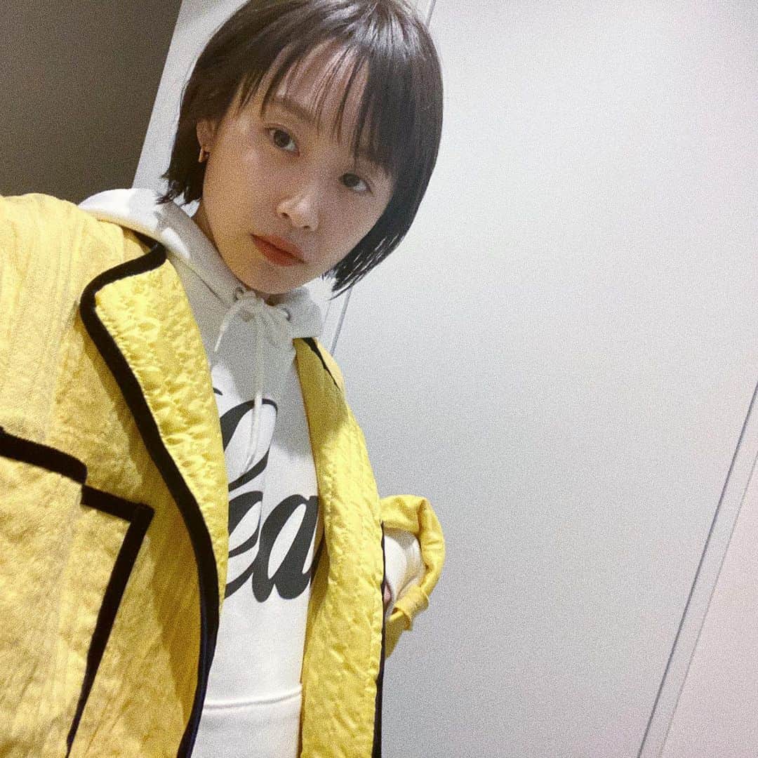 高橋愛さんのインスタグラム写真 - (高橋愛Instagram)「💛 ㅤㅤㅤㅤㅤㅤㅤㅤㅤㅤㅤㅤㅤ ㅤㅤㅤㅤㅤㅤㅤㅤㅤㅤㅤㅤㅤ #今日のたかはし #KIN のジャケット お気に入り♡」2月23日 23時46分 - i_am_takahashi