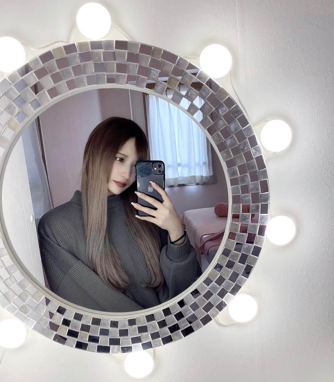 一ノ瀬りとのインスタグラム：「美顔矯正してきた〜短時間でめちゃくちゃフェイスラインすっきりしたから絶対またゆくのだ〜超おすすめ！！キャンペーンもやってるみたいなのでいってみてね🥺 〜2月のキャンペーン〜 Valentine campaign‪‪❤︎‬ →美顔矯正単品予約の方はフォト無料！ ‪‪❤︎‬︎脇脱毛コース開始！ →12回で500円！！ ‪‪❤︎‬全身脱毛12回コース5万円OFF！ →通常¥250,000 → 割引価格¥200,000 ‪‪❤︎‬学割 →学生証提示で全てのメニューが20%off！ (全身脱毛キャンペーンも併用可能) ‪‪❤︎‬初回来店美顔矯正・バストケア50％OFF」