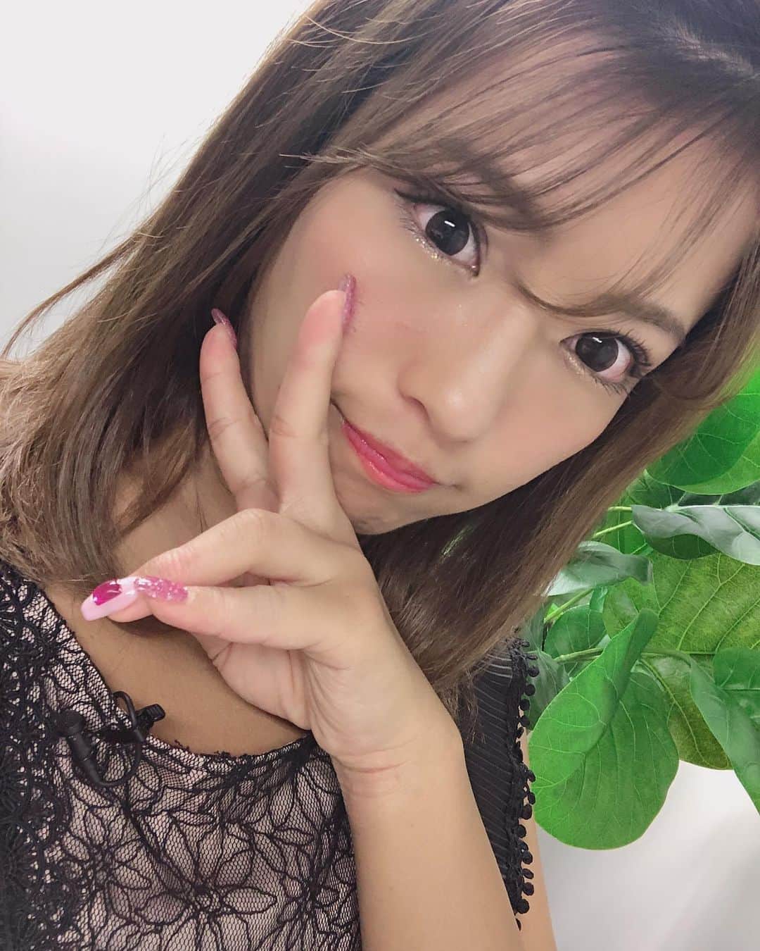 橋本梨菜さんのインスタグラム写真 - (橋本梨菜Instagram)「先日、春からMCをさせていただくネットで噂の「ヤバイニュース」超真相の収録にまた行ってきました！  衣装はロイヤルパーティのドレス！ めちゃかわ！！！！🥰💓💓💓 放送をお楽しみに〜！！！ @royalparty_official  #ROYALPARTY」2月23日 23時53分 - hashimoto_rina_