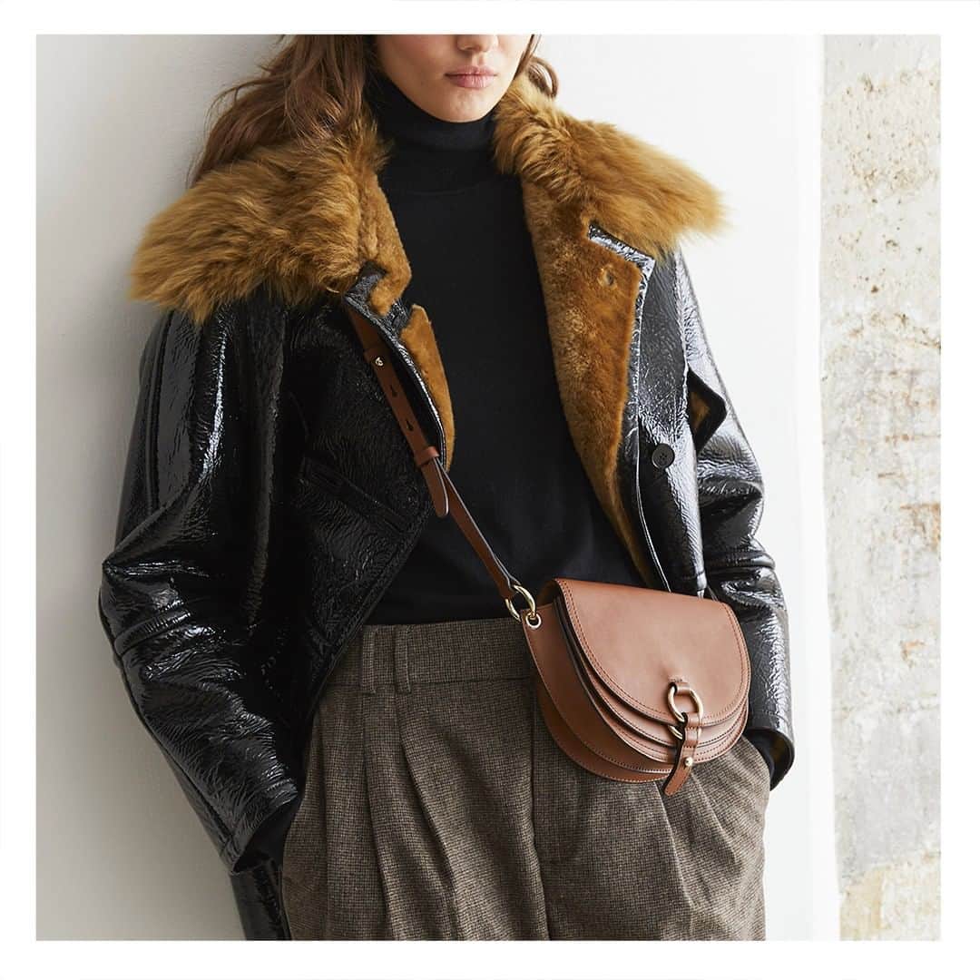 ティラマーチのインスタグラム：「Sunday Outfit #TilaMarch #TilaMood #Sunday #Bags」