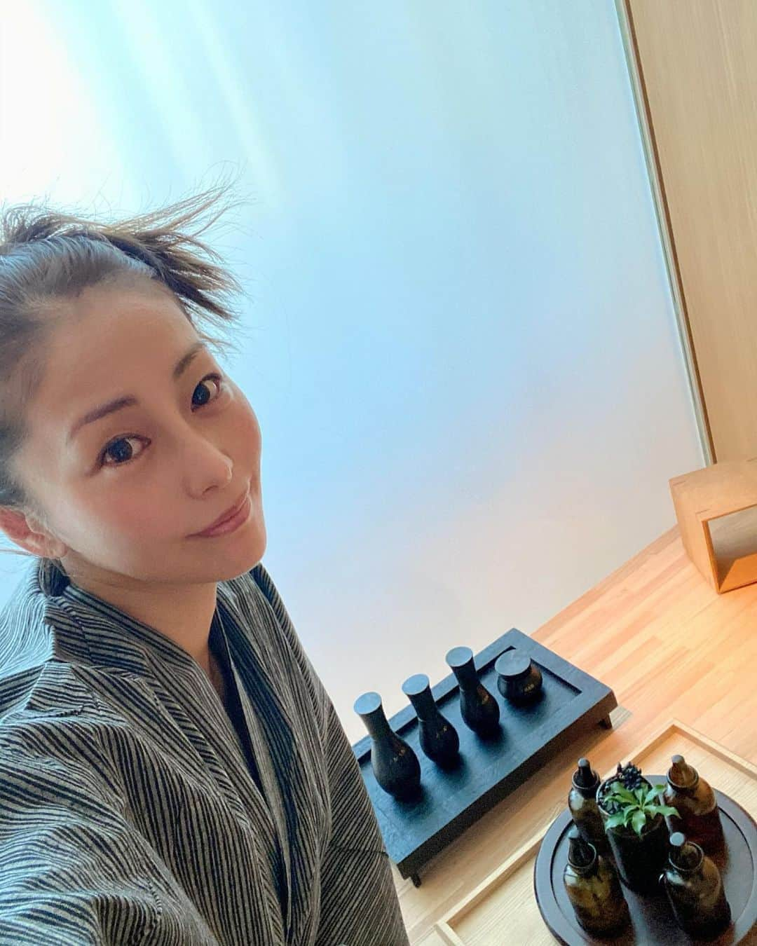 熊切あさ美さんのインスタグラム写真 - (熊切あさ美Instagram)「カラダガチガチって言われた たまにの自分へのご褒美大事だね☺️ #熊切あさ美  #japan #和　#マッサージ　#エステ　#ご褒美　#instagood  #浴衣」2月24日 0時12分 - asami_kumakiri