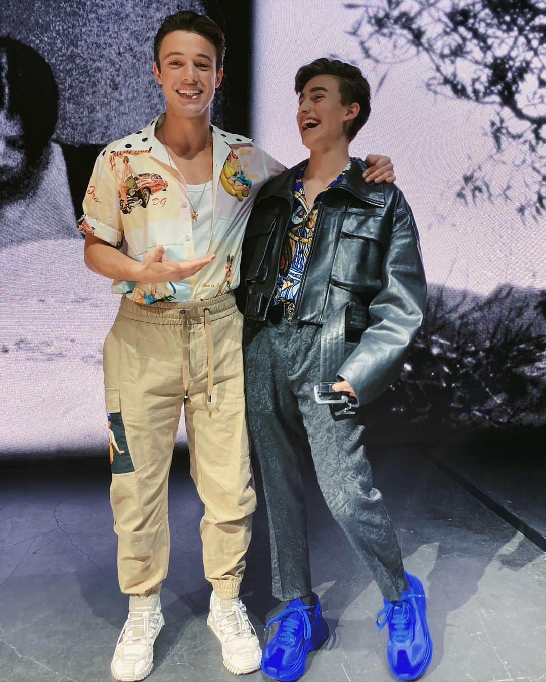 ジョニー・オーランドのインスタグラム：「reunited with my padre」