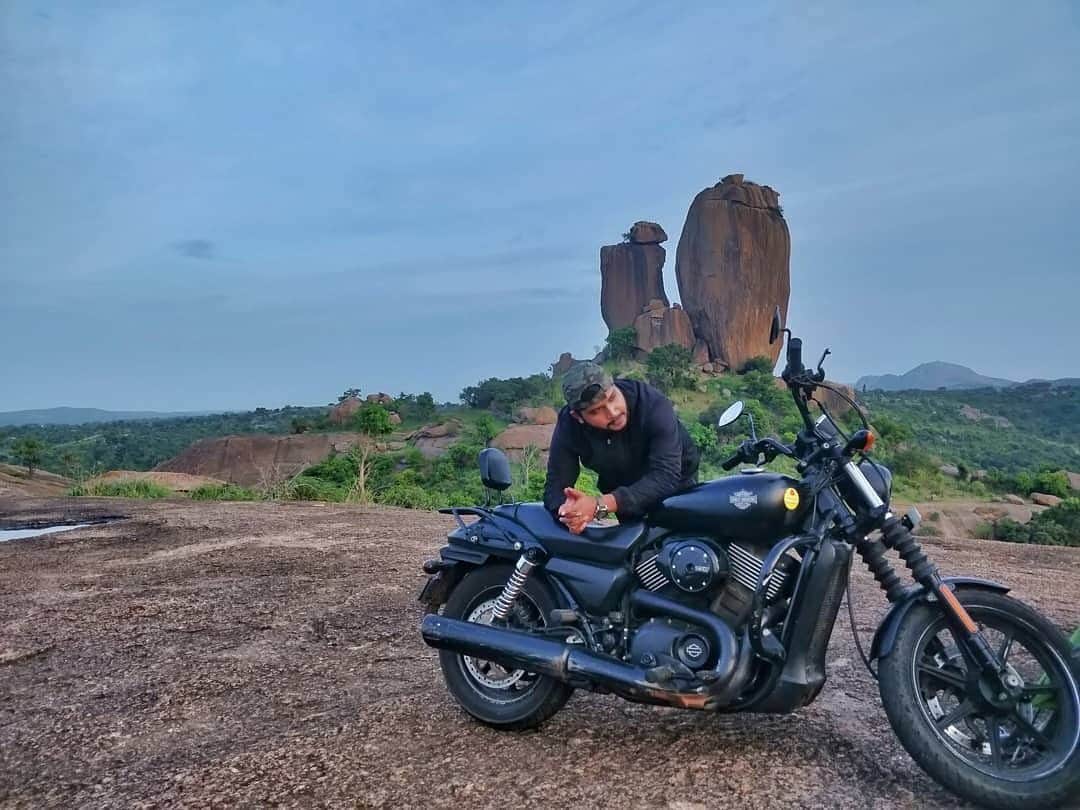 Harley-Davidsonさんのインスタグラム写真 - (Harley-DavidsonInstagram)「“The best education I have ever received is through my travels.” @story_of_a_nomad 🇮🇳 #Karnataka #India #HDStreet750」2月24日 2時02分 - harleydavidson