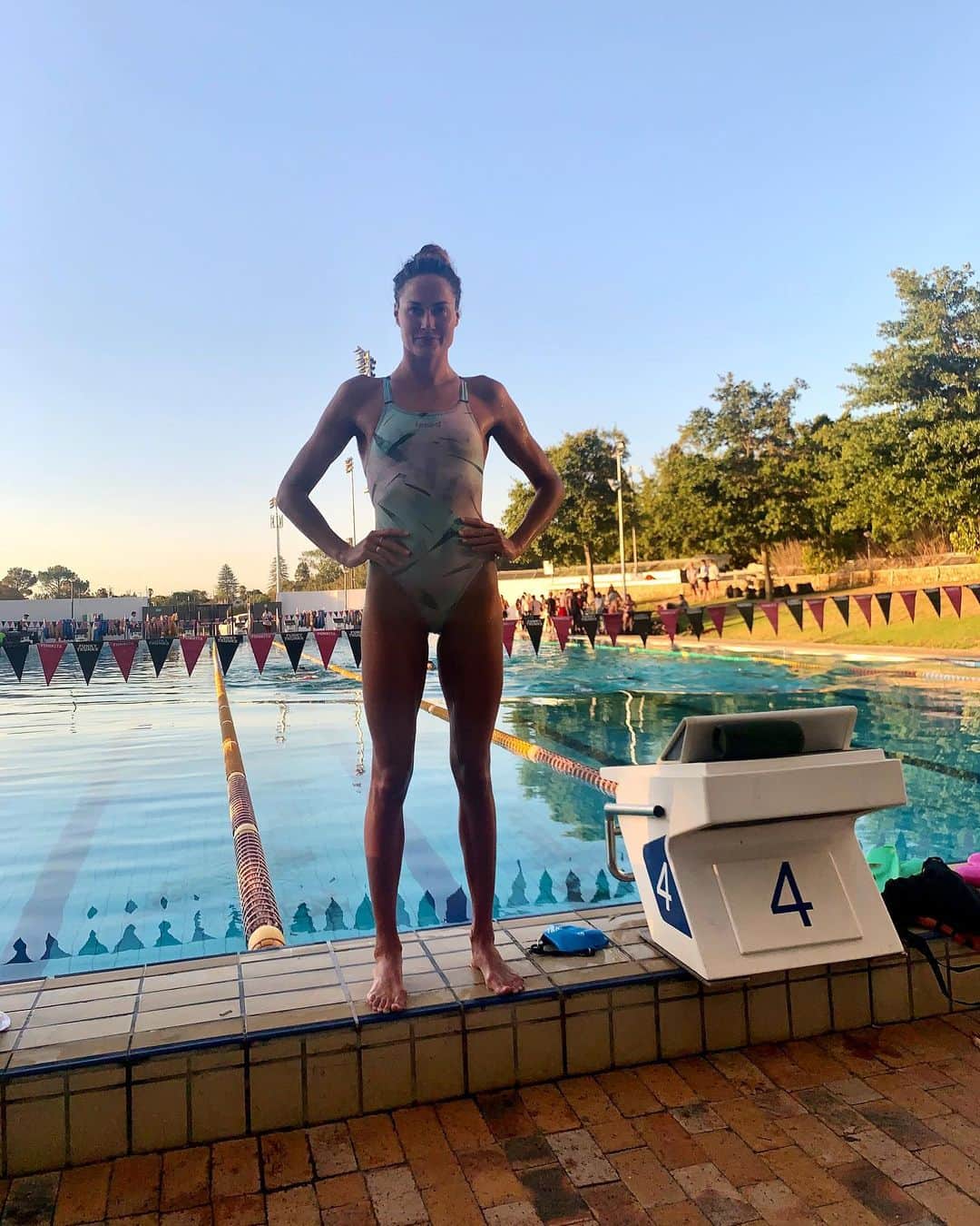 ズザンナ・ヤカボスのインスタグラム：「living the dream. ✨yes it means 8k in the sun💫 . . . . . #swim #swimming #swimmer #sport #fit #training #practice #swimmingpool #water #swimmerslife #pooldeck #pool #getfit #getfitstayfit #healthylifestyle #bikini #swimwear #swimsuit #workout #workoutmotivation #workoutroutine #getitdone」