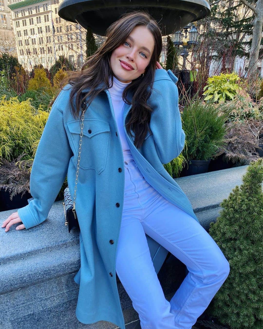 エミリー・DiDonatoのインスタグラム：「Sunday brunching celebrating the eve of my birthday 😉 jk kinda」