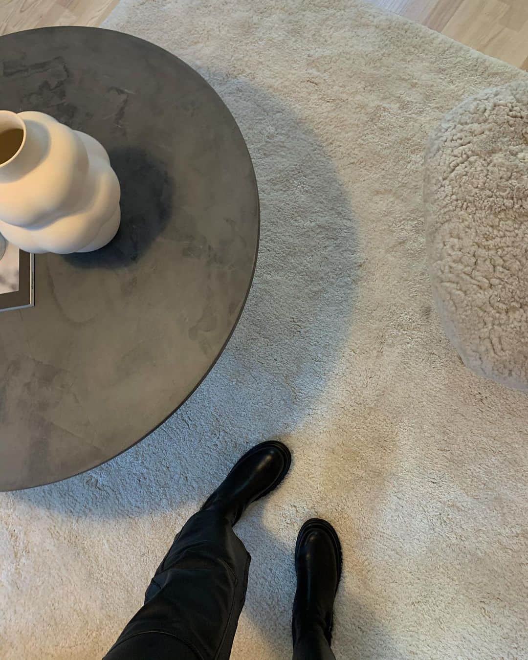 Mathilde Goehlerのインスタグラム：「lllllll」