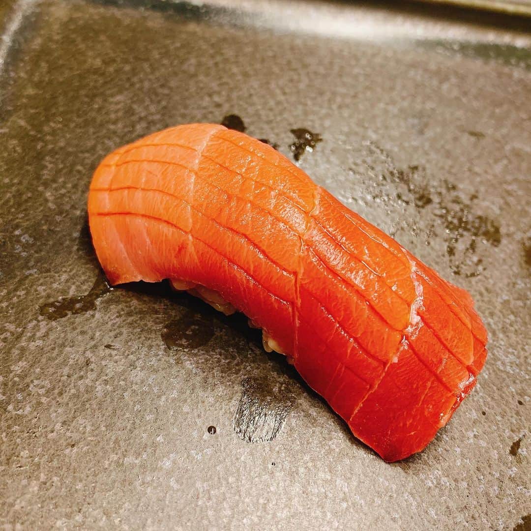 森田真結子さんのインスタグラム写真 - (森田真結子Instagram)「🍣🍣🍣🍣🍣﻿ ﻿ あん肝﻿ きんめ﻿ ひらめ﻿ しめいわし﻿ すみいか﻿ ほたて﻿ 中トロ﻿ 大トロ﻿ ぼたんえび(手渡しだから写メなし)﻿ ばふんうに﻿ 穴子﻿ ﻿ ランチから美味しいのを食べるって﻿ 最高に幸せ﻿ ﻿ 🍣🍣🍣🍣🍣﻿ ﻿ #sushi #すし #寿司 #🍣」2月24日 6時41分 - mayodarts