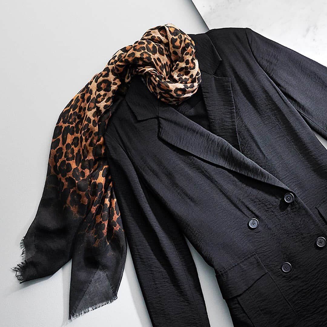 ロック&リパブリックのインスタグラム：「Spotted: Wild + chic accessories from Simply Vera Vera Wang. 🕶️#Kohls #SimplyVera」