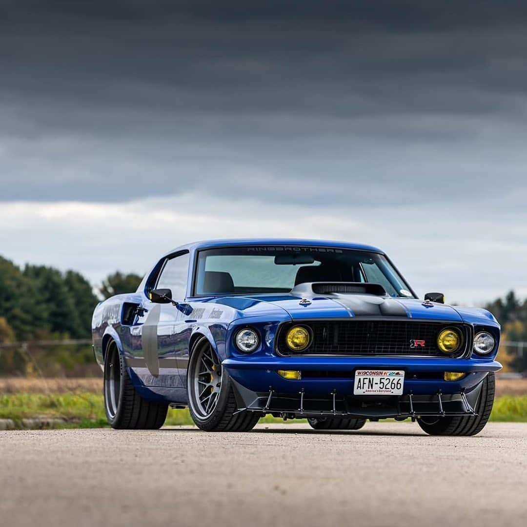 CarsWithoutLimitsさんのインスタグラム写真 - (CarsWithoutLimitsInstagram)「700HP 1969 Ford Mustang Mach 1 Photos @jeremycliff  Built by @ringbrothers  #carswithoutlimits #mustangmach1」2月24日 7時22分 - carswithoutlimits