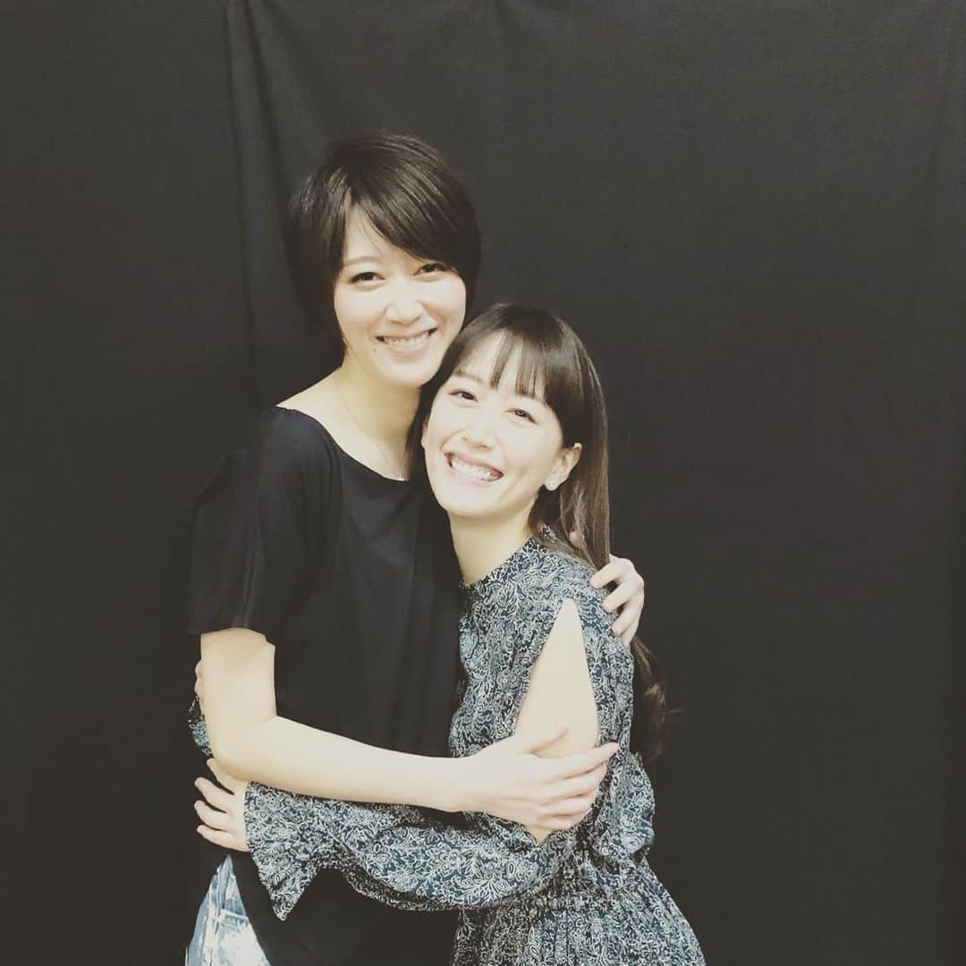 凰稀かなめさんのインスタグラム写真 - (凰稀かなめInstagram)「おはよ〜〜ございます 本日9時から #宝塚  #スカイステージ  で私の大好きな作品 #ロバートキャパ が放送だって〜〜写真のかわい子ちゃん #花乃まりあ ちゃんも出てますよぉ〜チェック！ それを観ていいな〜〜と思ってくださったら💦💦 #モンテクリスト伯 もチェックしてみて下さい^_^ とても良い作品です そして、それも良いな〜〜と思ったら5月は #明治座 へ^_^ #後悔なし とりあえずは #博品館 へ^_^ #グッバイチャーリー #phoenixtears #フェニックスティアーズ #香りと役作り #お芝居好き #20周年  #凰稀かなめ #孤独だっていいじゃない #アデランス」2月24日 7時46分 - kanameouki_official