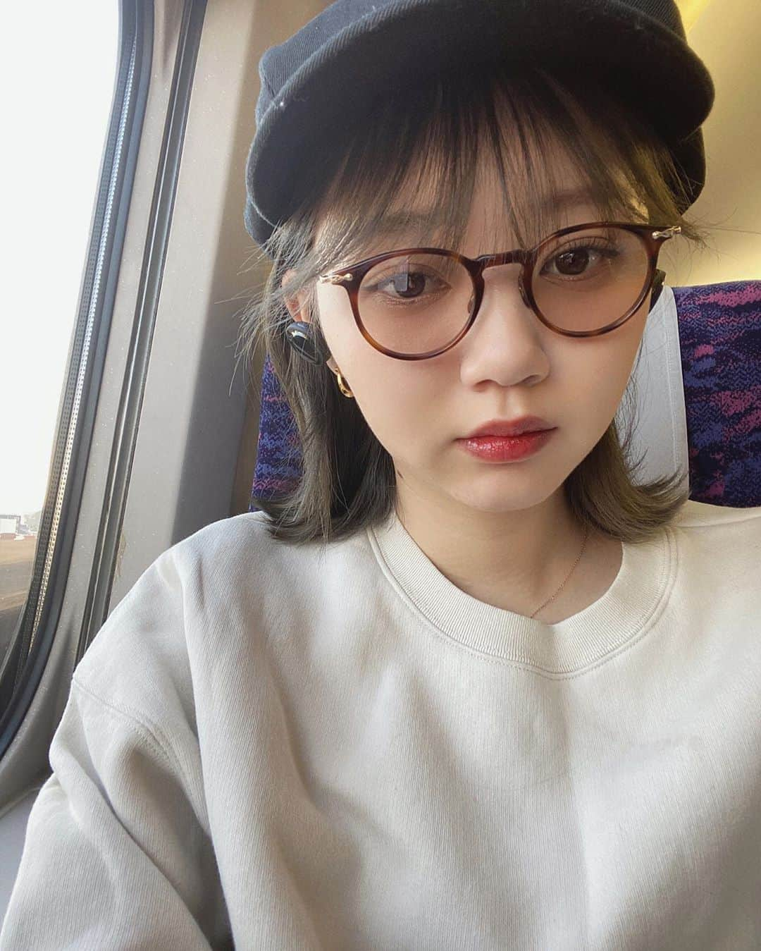 江野沢愛美さんのインスタグラム写真 - (江野沢愛美Instagram)「おは🚄」2月24日 9時47分 - enosawa_manami