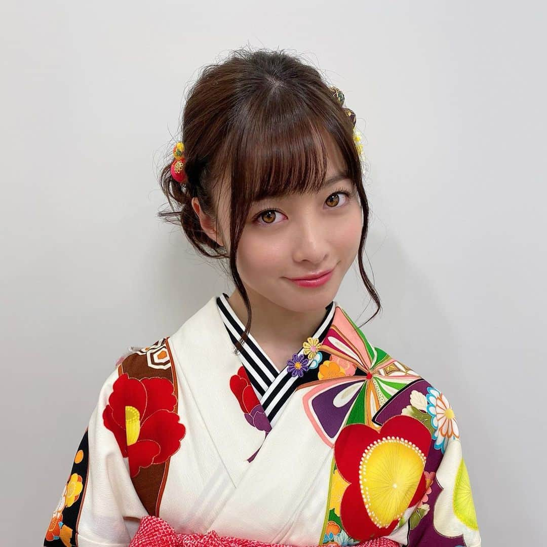 橋本環奈さんのインスタグラム写真 - (橋本環奈Instagram)「こんにちは！環奈MGです。  今日は、先月のトプ画をシェアします。 なかなか月替わりで変えなくなってしまったので、今回から「先月のトプ画」改め❗️「先月までのトプ画」にしちゃおうかんなと思ってます。  それとも更にゆるく「前回のトプ画」とか。 もしくは自分を追い込み「月替わりトプ画」とか。 …こんな調子で引き続き、ゆるく更新して参りますのであたたかく見守ってください(๑･̑◡･̑๑)  #橋本環奈 #橋本環奈2020 #橋本環奈マネージャー #先月のトプ画 #毎月変えろ」2月24日 10時21分 - kannahashimoto.mg