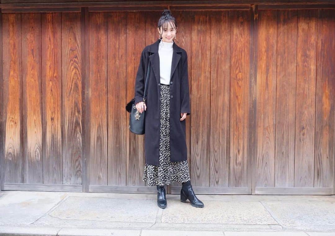 筒井萌子のインスタグラム：「* お団子ヘアー◡̈⋆ ・ 舞台『女医レイカ』チケット販売中‼️ メインキャスト看護師・白鳥清美役👩🏼‍⚕️ 2020年3月5日(木)〜8日(日) 池袋シアターグリーン BASE THEATER チケットはプロフィールページからお買い求め頂けます◡̈♥︎ お会いできるのを楽しみにしています♪♪ ・ #FRENCHPOUNDHOUSE #世界一のショートケーキ #ショートケーキ ＃ケーキ#モンブラン #稽古 #舞台 #筒井萌子 #女優 #モデル  #女医レイカ」