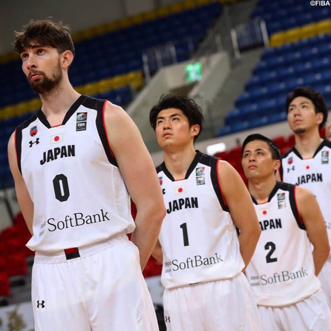 B.LEAGUEさんのインスタグラム写真 - (B.LEAGUEInstagram)「#AkatsukiFive の写真をお届け！📸﻿ ﻿ 2020年初陣に臨んだ#日本代表 🇯🇵﻿ アウェイでチャイニーズタイペイ代表に96－57で快勝しました💫﻿ ﻿ #日本代表 #Japan #🇯🇵 #日本 #チャイニーズタイペイ #BLEAGUE #Bリーグ #プロバスケ #バスケットボール #basketball #FIBAAsiaCup」2月24日 22時13分 - b.league_official