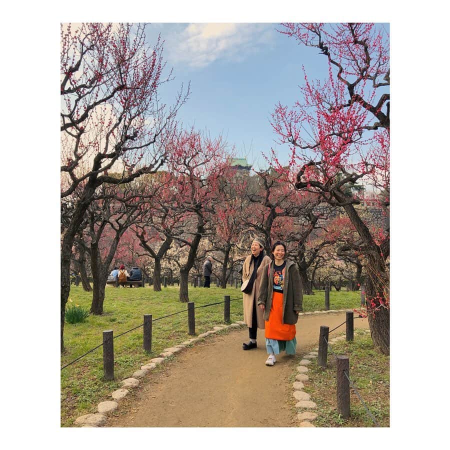 森千波さんのインスタグラム写真 - (森千波Instagram)「2/20 #1000hana 🌸🍡 . . . . #plum#flowers#friends#pink#white#colorful#spring#japan#smile#梅#梅林#花#春#友達#🌸#🍡#武者震いの会」2月24日 22時49分 - 1000wave