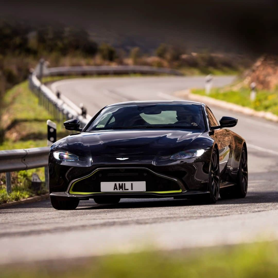 アストンマーチンさんのインスタグラム写真 - (アストンマーチンInstagram)「From racetrack to road.  Vantage’s racing pedigree is evident both on and off the track.  #Vantage #AstonMartin #BeautifulWontBeTamed」2月24日 23時00分 - astonmartin