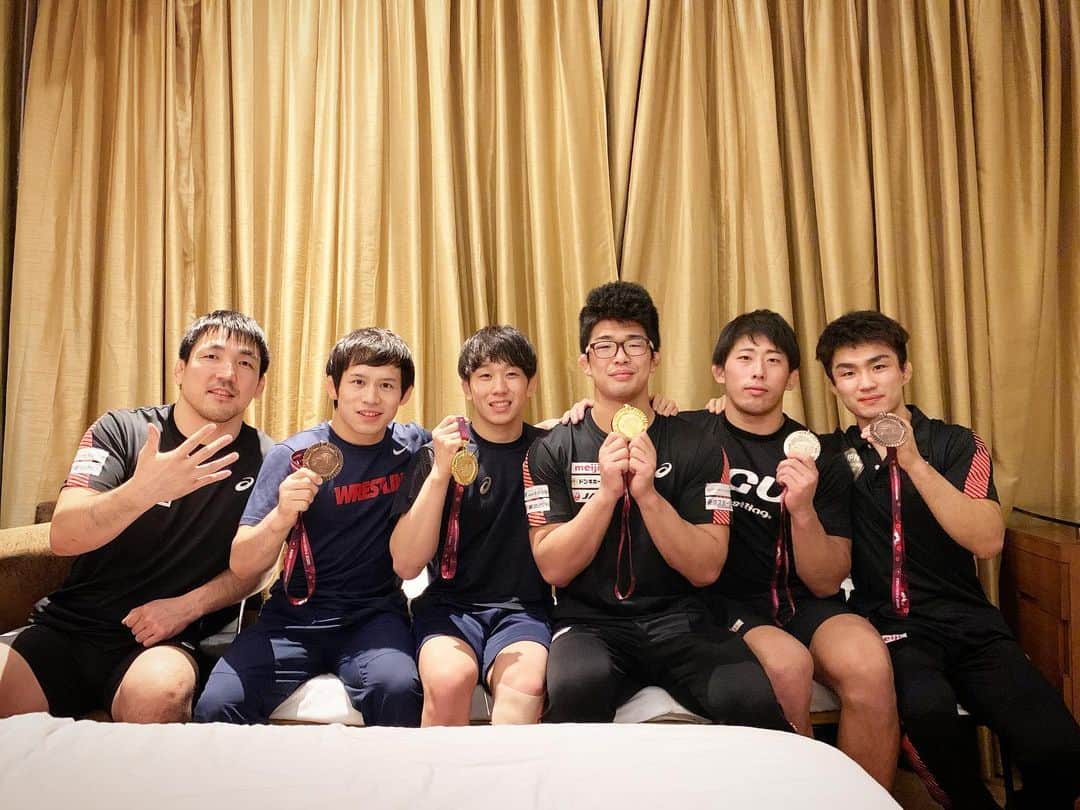 乙黒拓斗のインスタグラム：「1… team YGU 2… team INDIBA  #indiba  日本らぶち」