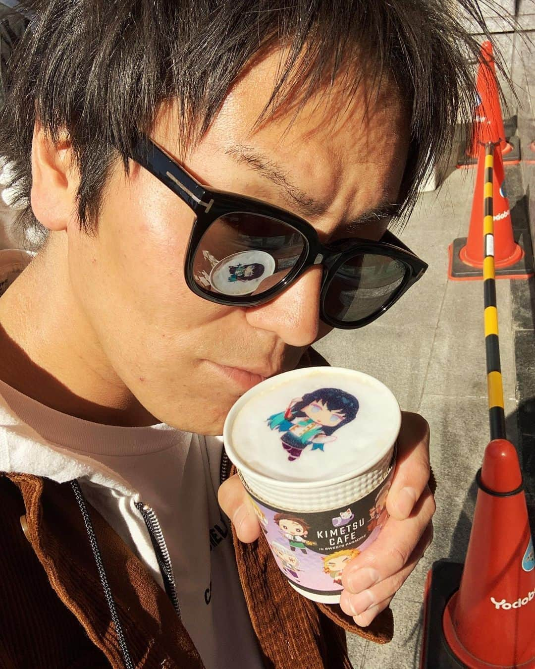 狩野英孝さんのインスタグラム写真 - (狩野英孝Instagram)「鬼滅の刃cafeで休憩。。 #鬼滅の刃」2月24日 16時24分 - kano9x