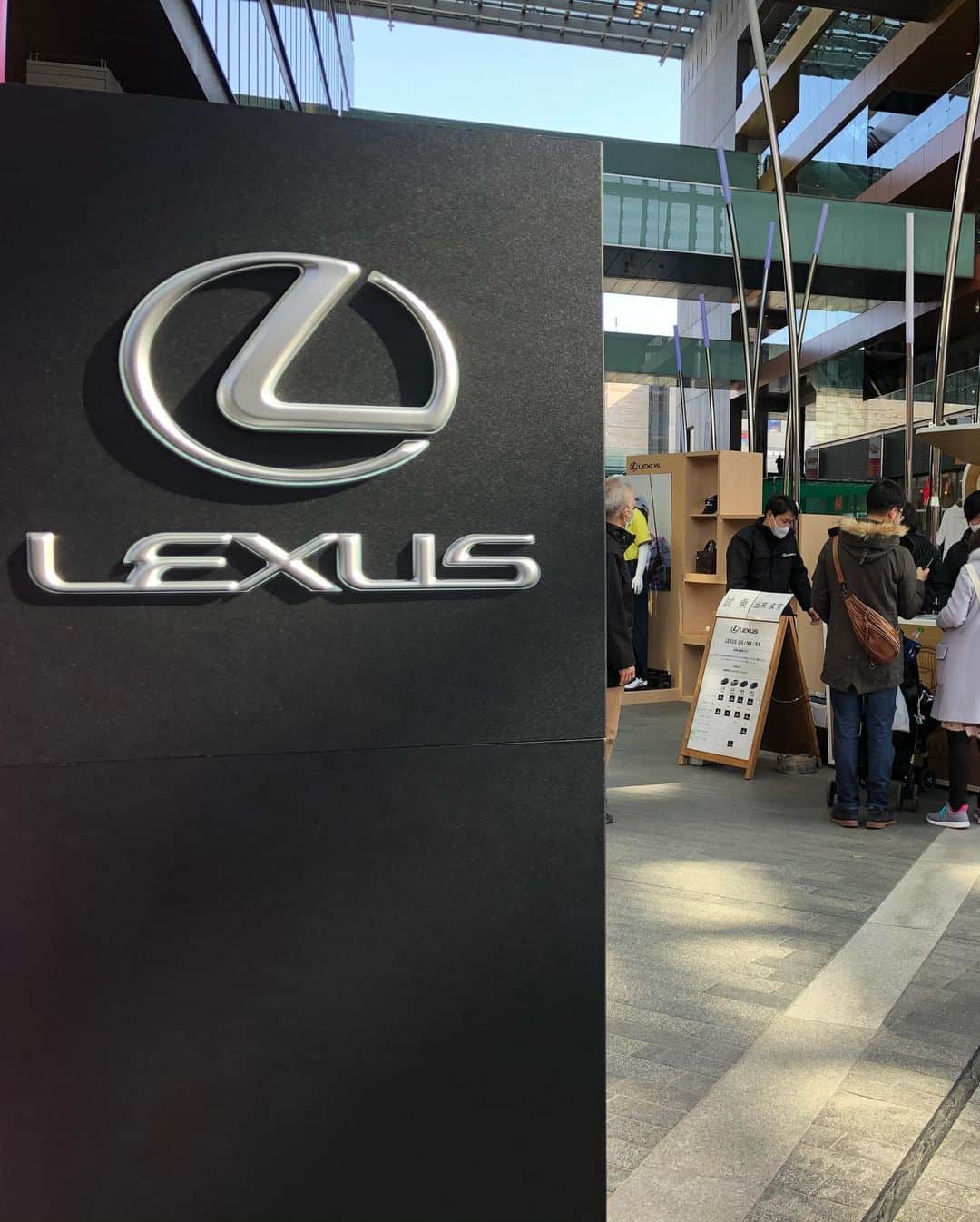 SHINDODAISUKEさんのインスタグラム写真 - (SHINDODAISUKEInstagram)「#pushupsports #二子玉川RISE #LEXUS #東尾理子さん #ゴルフキッズ沢山 #🙏✨✨✨ #ティアワン」2月24日 17時45分 - daisukeshindo