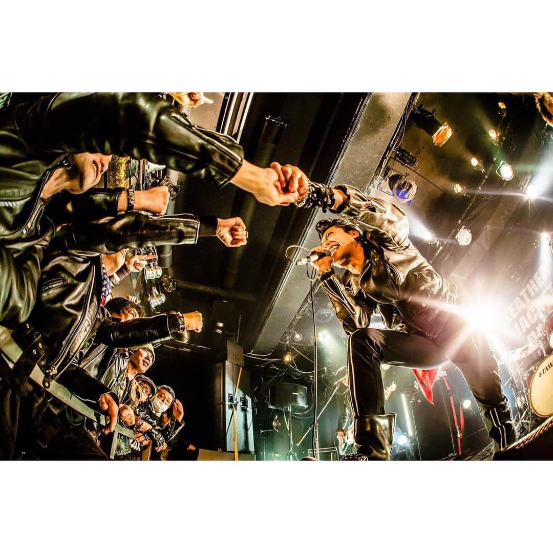 青木カズローさんのインスタグラム写真 - (青木カズローInstagram)「THE JIMMY JETS ﻿ 2020.02.22 @ 名古屋 CLUB UPSET ﻿ photo by 青木カズロー(cazrowAoki)﻿ ﻿ #THEJIMMYJETS #写殺﻿ #人間が生きている瞬間﻿ #生きてなきゃ殺せない﻿ #殺してぇから生きてくれ」2月24日 17時55分 - cazrowaoki