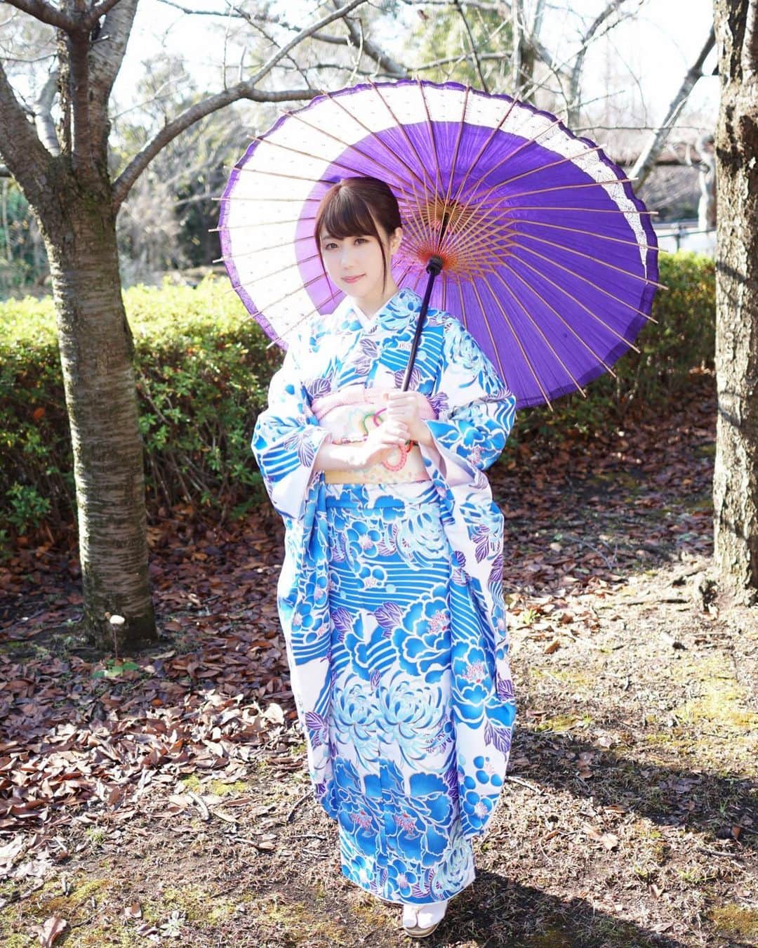 鈴乃八雲さんのインスタグラム写真 - (鈴乃八雲Instagram)「⛱💕 #振袖 #着物 #和服 #和服美人 #kimono #kimonostyle #kimonofashion #kimonogirl #japanese #japanesegirl #japaneseculture #japanesestyle  #japan #furisode  #tokyo  #pretty #cute  #ripyouth #リップユース  #japanesemodel #幸薄い #うすいさちよ #幸が薄い」2月24日 18時37分 - yakumo_suzuno
