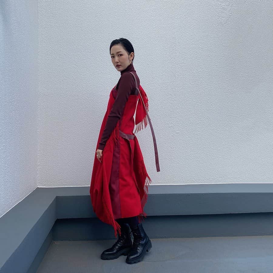 花野じゅりあさんのインスタグラム写真 - (花野じゅりあInstagram)「. 🌹🌹🌹 . . . . . #赤いドレス #fashion#outfit」2月24日 19時05分 - julia.hanano