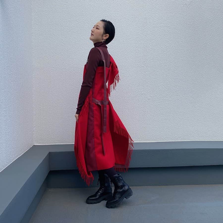 花野じゅりあさんのインスタグラム写真 - (花野じゅりあInstagram)「. 🌹🌹🌹 . . . . . #赤いドレス #fashion#outfit」2月24日 19時05分 - julia.hanano