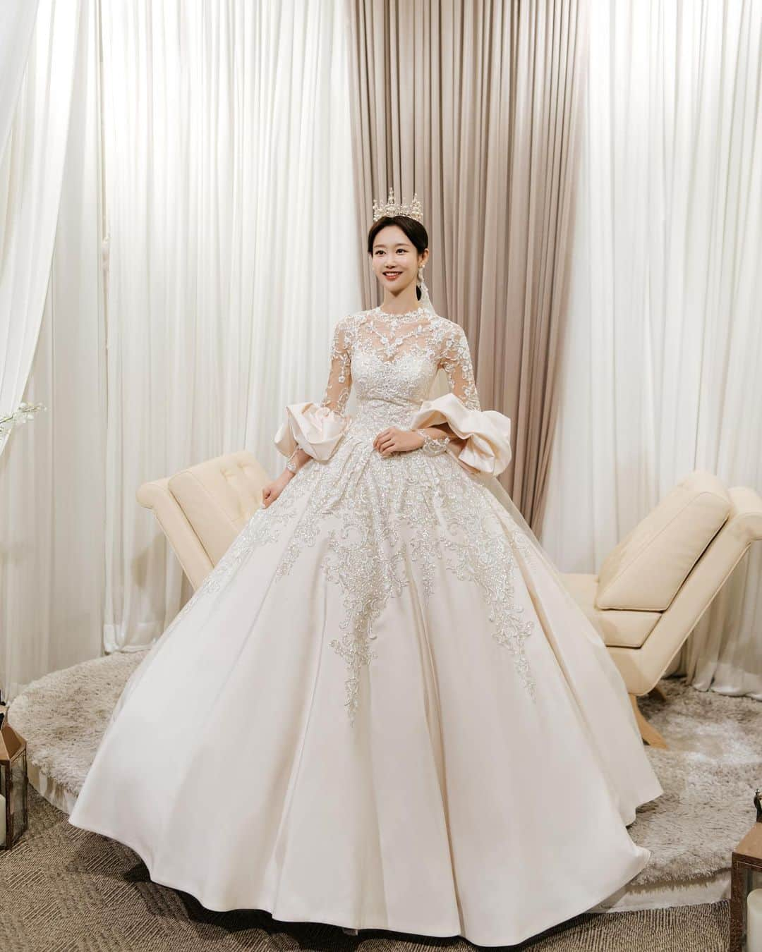 グンミ さんのインスタグラム写真 - (グンミ Instagram)「축하해주신 많은 분들께 진심으로 감사드립니다🤍👰🏻」2月24日 20時10分 - g.mi