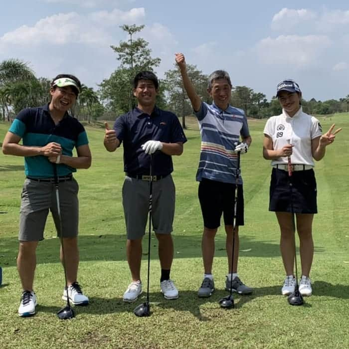 北川祐生のインスタグラム：「. . 連続投稿‼️ . タイ🇹🇭合宿⛳☀️ 「PATTANA GOLF CLUB & RESORT SRIRACHA」 皆で頑張りました！⛳🏃🏊 お疲れ様でした❗ . . 御一緒させて頂いた取手国際ゴルフ倶楽部⛳️ メンバー様の金本元章さんありがとうございました😊 .  一緒に行った２人もありがとうございました😊⛳️ 植木俊晴(@qwerce_golf ) 木村朱夢(@ayuu__428 ) ３人これからも頑張ろう❗  皆で記念撮影📸楽しかった🎵 . GDOツアープロ⛳ 中内剛プロ(@gounakauchi) 笠哲郎プロ(@ryuteturo)　 日高将史プロ  ありがとうございました！ . . Thank You💯バキューーン🔫 . #取手国際ゴルフ倶楽部#TKG#元気堂本舗#駿楽#関東サービス株式会社#AVIREX#キャロウェイゴルフ#タイトリスト#FootJoy#フジクラシャフト#IOMIC#HOMMONHAKATA#感謝#長尺パター#北川祐生#北川祐生FANCLUB#タイ#ゴルフ合宿#GDO」