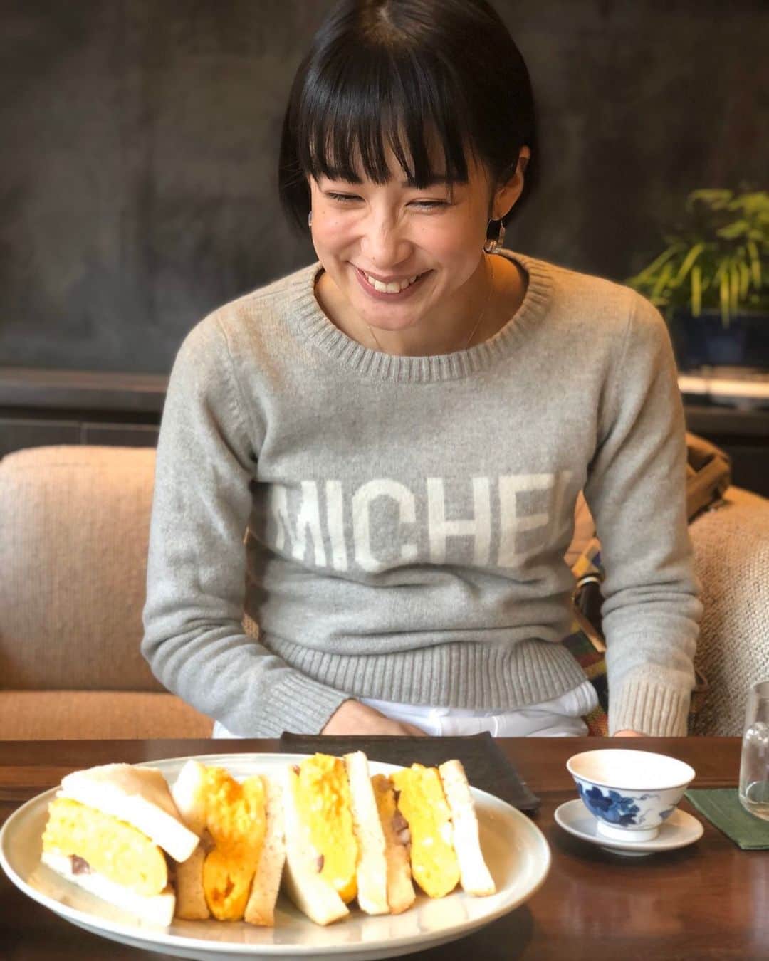 大月さゆのインスタグラム：「、happy 、、、🥚🥚🥚🍳🥚 Thanks！Shinobu & nocchi & fu-chan🌼」